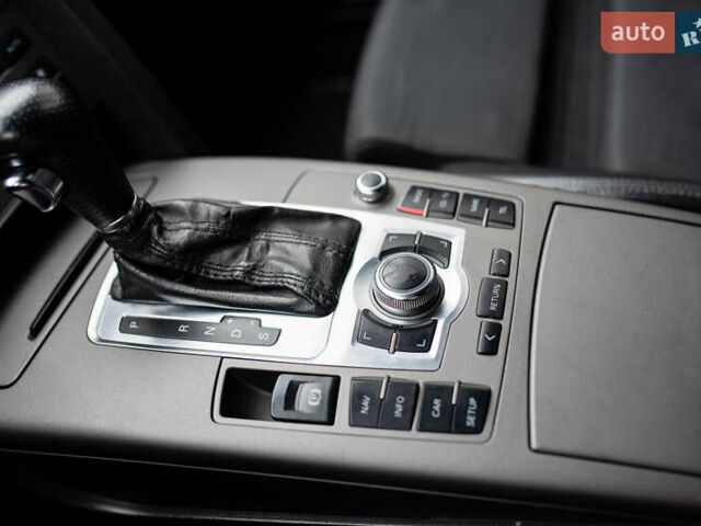 Сірий Ауді А6, об'ємом двигуна 3 л та пробігом 286 тис. км за 7999 $, фото 32 на Automoto.ua