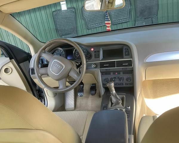 Сірий Ауді А6, об'ємом двигуна 2.4 л та пробігом 240 тис. км за 6500 $, фото 5 на Automoto.ua