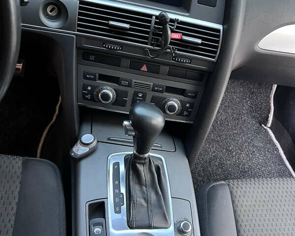 Серый Ауди А6, объемом двигателя 2.4 л и пробегом 216 тыс. км за 6500 $, фото 12 на Automoto.ua