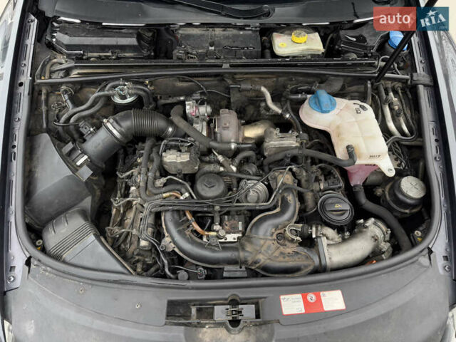 Серый Ауди А6, объемом двигателя 3 л и пробегом 350 тыс. км за 7500 $, фото 29 на Automoto.ua