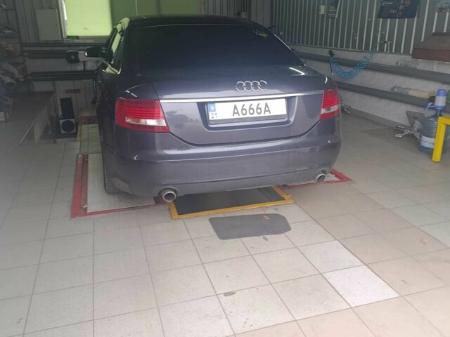 Сірий Ауді А6, об'ємом двигуна 2.4 л та пробігом 334 тис. км за 6000 $, фото 1 на Automoto.ua