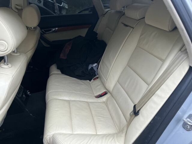 Серый Ауди А6, объемом двигателя 3 л и пробегом 380 тыс. км за 8000 $, фото 6 на Automoto.ua