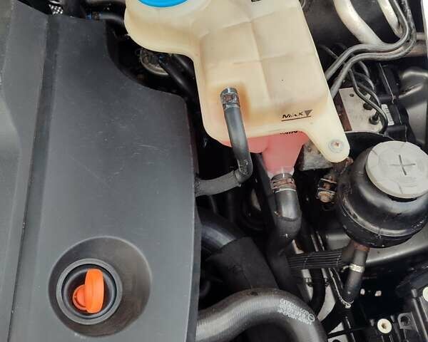 Сірий Ауді А6, об'ємом двигуна 1.97 л та пробігом 273 тис. км за 6500 $, фото 29 на Automoto.ua