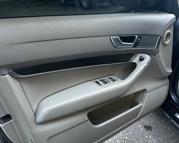 Серый Ауди А6, объемом двигателя 3.12 л и пробегом 293 тыс. км за 8000 $, фото 6 на Automoto.ua