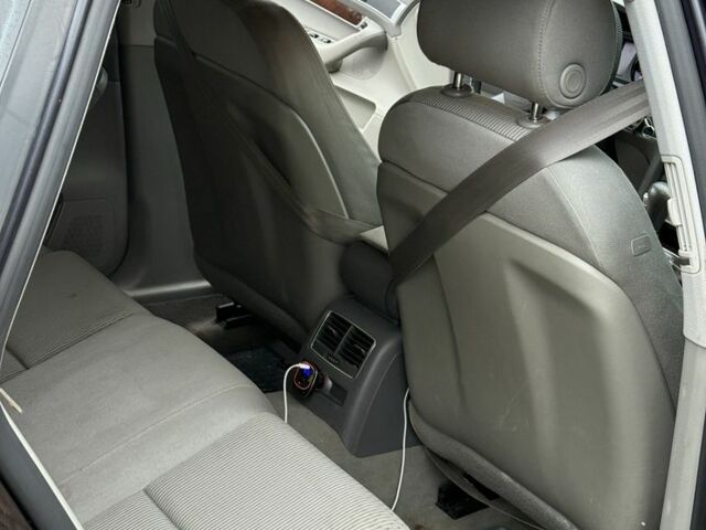 Сірий Ауді А6, об'ємом двигуна 3 л та пробігом 390 тис. км за 3900 $, фото 7 на Automoto.ua