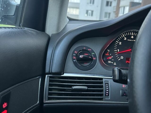 Серый Ауди А6, объемом двигателя 2.4 л и пробегом 265 тыс. км за 5750 $, фото 9 на Automoto.ua