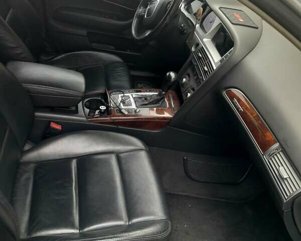 Серый Ауди А6, объемом двигателя 3 л и пробегом 301 тыс. км за 8300 $, фото 4 на Automoto.ua