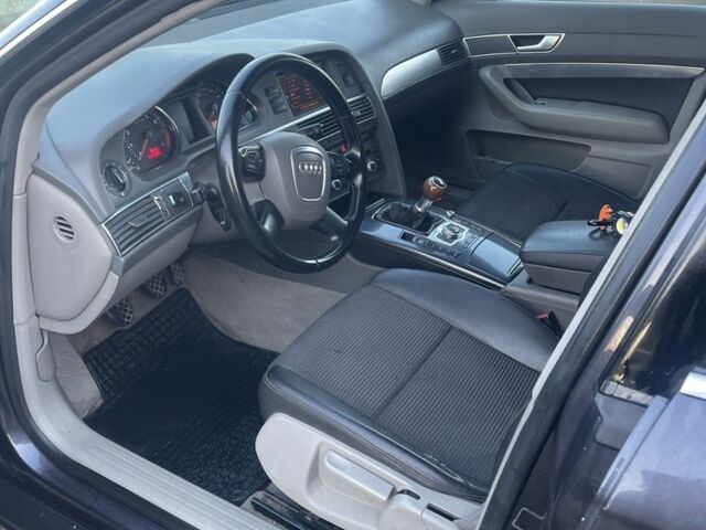 Серый Ауди А6, объемом двигателя 2.4 л и пробегом 300 тыс. км за 4500 $, фото 5 на Automoto.ua