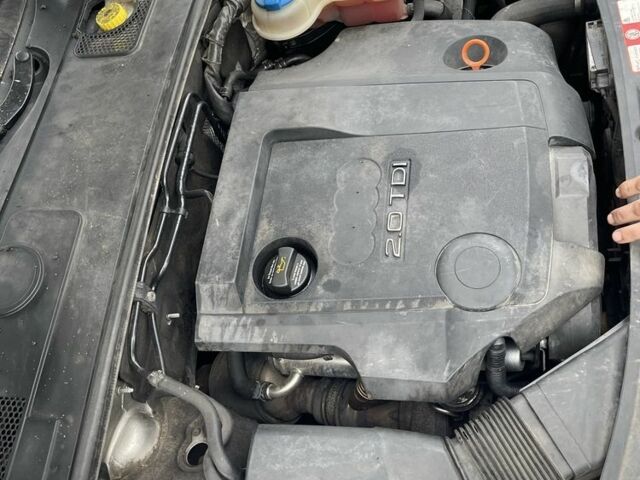 Серый Ауди А6, объемом двигателя 2 л и пробегом 282 тыс. км за 5150 $, фото 6 на Automoto.ua