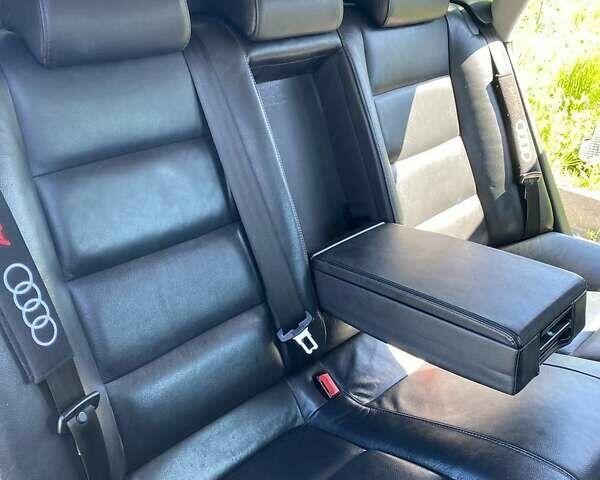 Ауді А6 2004 у Дрогобичі на Automoto.ua Сірий Ауді А6, об'ємом двигуна 2 л та пробігом 350 тис. км за 7300 $, фото 5 на Automoto.ua