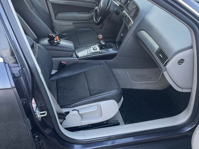 Серый Ауди А6, объемом двигателя 2.4 л и пробегом 300 тыс. км за 4500 $, фото 7 на Automoto.ua