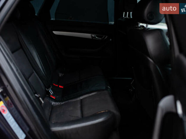 Сірий Ауді А6, об'ємом двигуна 3 л та пробігом 286 тис. км за 7999 $, фото 24 на Automoto.ua