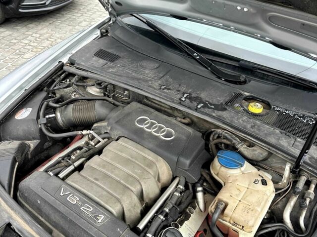 Сірий Ауді А6, об'ємом двигуна 2.4 л та пробігом 282 тис. км за 6600 $, фото 10 на Automoto.ua