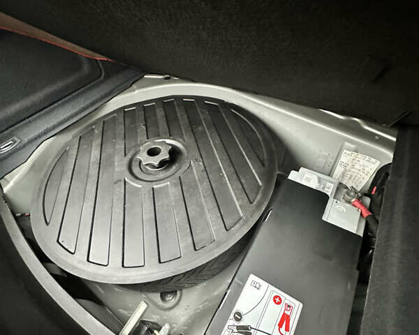 Сірий Ауді А6, об'ємом двигуна 3 л та пробігом 288 тис. км за 8999 $, фото 36 на Automoto.ua