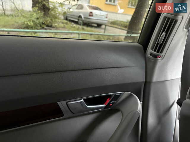 Серый Ауди А6, объемом двигателя 3.2 л и пробегом 222 тыс. км за 7441 $, фото 21 на Automoto.ua