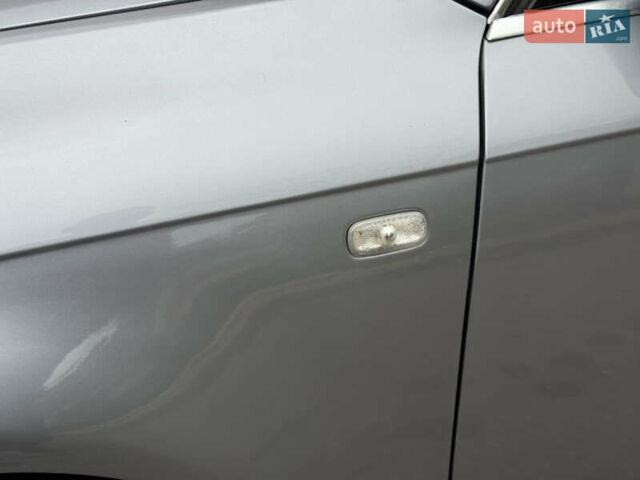 Сірий Ауді А6, об'ємом двигуна 2.4 л та пробігом 225 тис. км за 6499 $, фото 19 на Automoto.ua