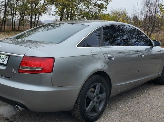 Серый Ауди А6, объемом двигателя 3 л и пробегом 320 тыс. км за 7500 $, фото 2 на Automoto.ua