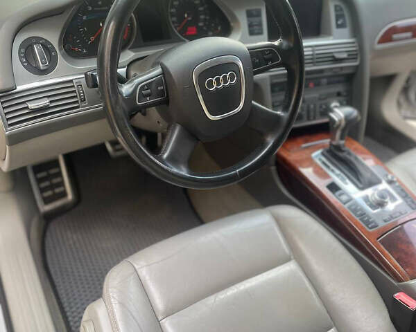 Серый Ауди А6, объемом двигателя 3.2 л и пробегом 222 тыс. км за 7441 $, фото 1 на Automoto.ua