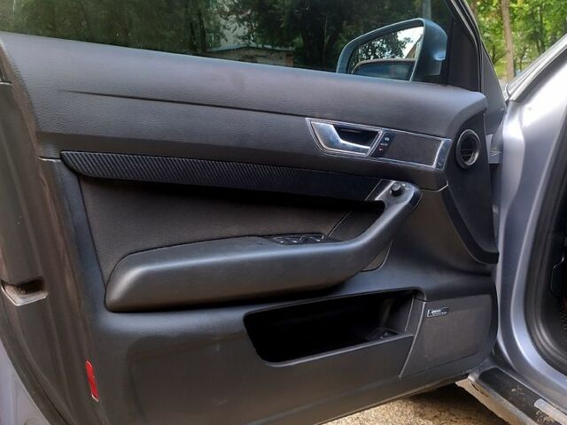 Ауди А6 2005 в Харькове на Automoto.ua Серый Ауди А6, объемом двигателя 2.5 л и пробегом 400 тыс. км за 6500 $, фото 5 на Automoto.ua