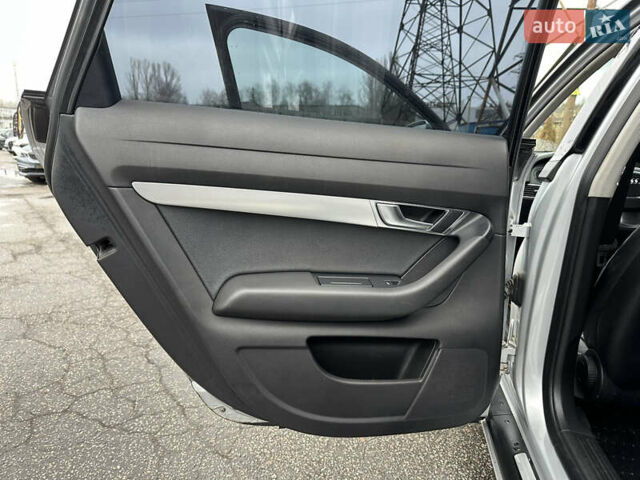 Серый Ауди А6, объемом двигателя 2.39 л и пробегом 252 тыс. км за 6900 $, фото 16 на Automoto.ua