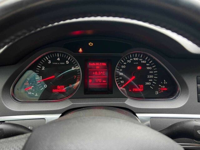 Серый Ауди А6, объемом двигателя 2.4 л и пробегом 290 тыс. км за 8000 $, фото 16 на Automoto.ua