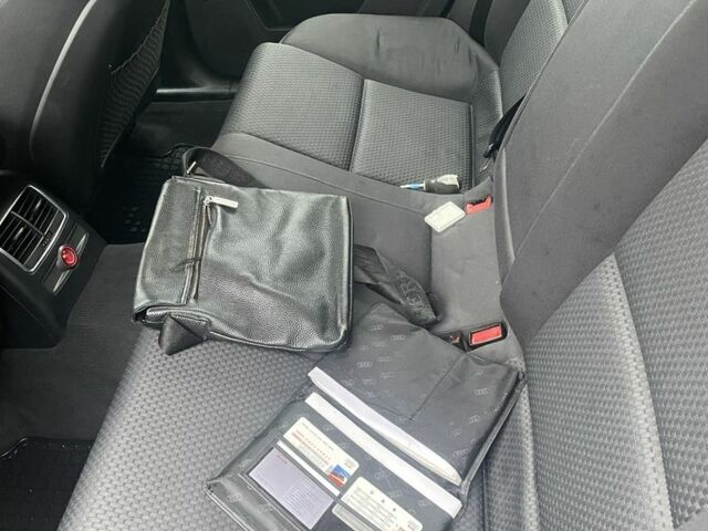 Сірий Ауді А6, об'ємом двигуна 3 л та пробігом 350 тис. км за 2200 $, фото 16 на Automoto.ua