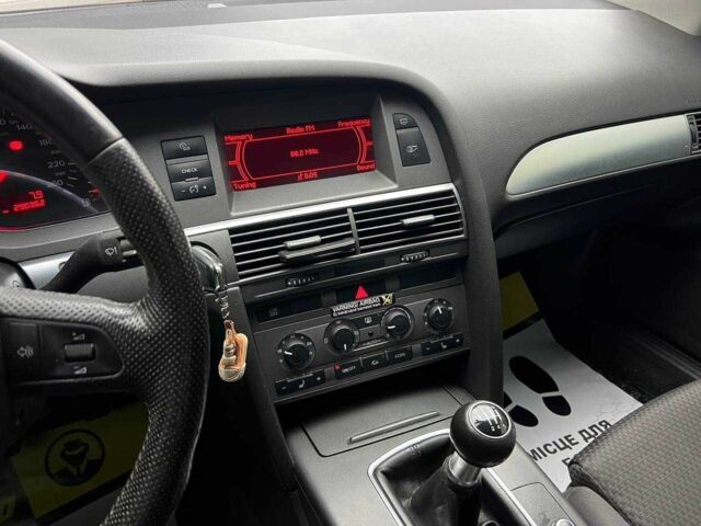 Серый Ауди А6, объемом двигателя 2.4 л и пробегом 290 тыс. км за 8000 $, фото 18 на Automoto.ua