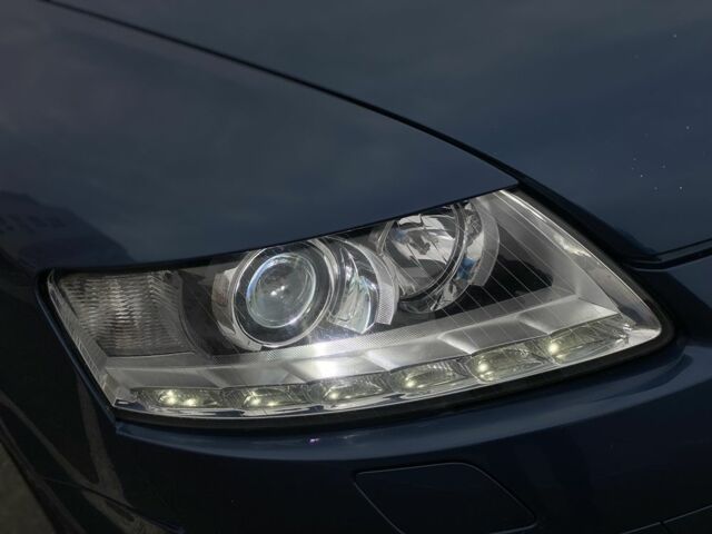 Серый Ауди А6, объемом двигателя 3 л и пробегом 300 тыс. км за 4900 $, фото 9 на Automoto.ua