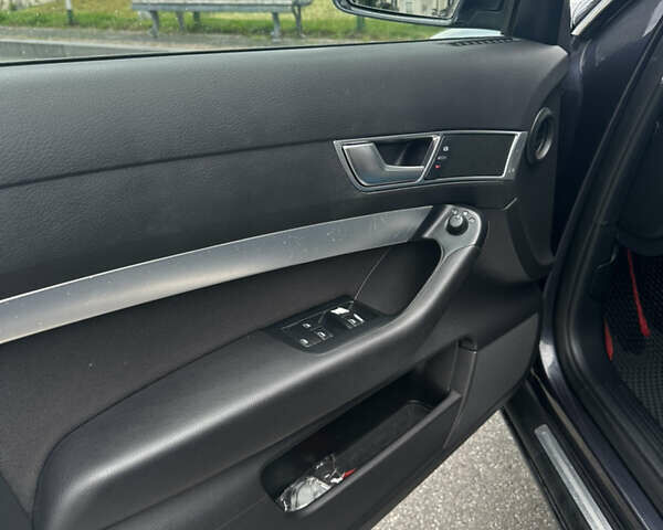 Серый Ауди А6, объемом двигателя 2.4 л и пробегом 270 тыс. км за 7400 $, фото 23 на Automoto.ua