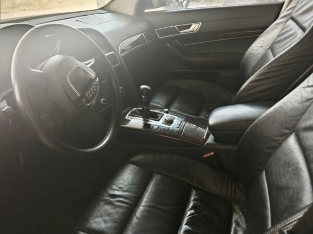 Серый Ауди А6, объемом двигателя 3.2 л и пробегом 260 тыс. км за 3500 $, фото 5 на Automoto.ua