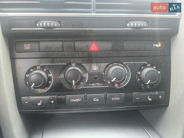 Сірий Ауді А6, об'ємом двигуна 2.7 л та пробігом 360 тис. км за 5700 $, фото 15 на Automoto.ua