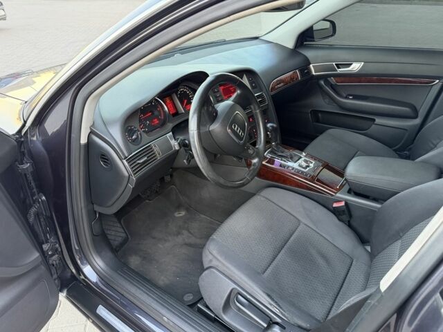 Серый Ауди А6, объемом двигателя 3 л и пробегом 220 тыс. км за 7300 $, фото 5 на Automoto.ua