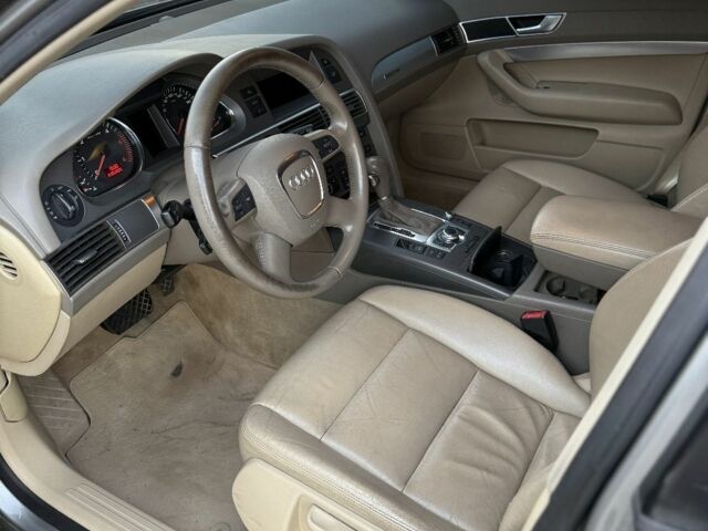 Серый Ауди А6, объемом двигателя 2.7 л и пробегом 250 тыс. км за 4999 $, фото 6 на Automoto.ua