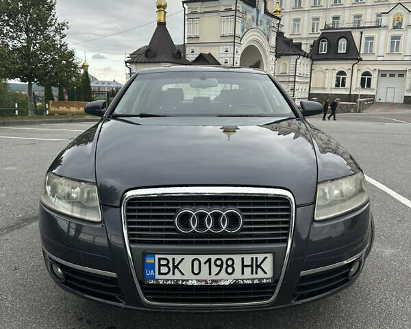 Серый Ауди А6, объемом двигателя 2.4 л и пробегом 270 тыс. км за 7400 $, фото 4 на Automoto.ua