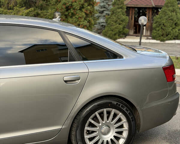 Ауді А6 2006 у Києві на Automoto.ua Сірий Ауді А6, об'ємом двигуна 3 л та пробігом 355 тис. км за 7900 $, фото 6 на Automoto.ua