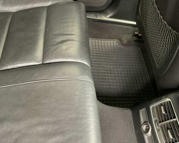 Серый Ауди А6, объемом двигателя 2.97 л и пробегом 280 тыс. км за 9000 $, фото 28 на Automoto.ua