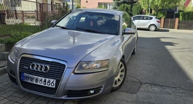 Серый Ауди А6, объемом двигателя 2 л и пробегом 362 тыс. км за 2000 $, фото 1 на Automoto.ua
