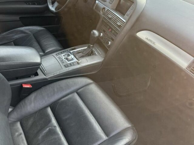 Серый Ауди А6, объемом двигателя 3.2 л и пробегом 238 тыс. км за 3400 $, фото 6 на Automoto.ua