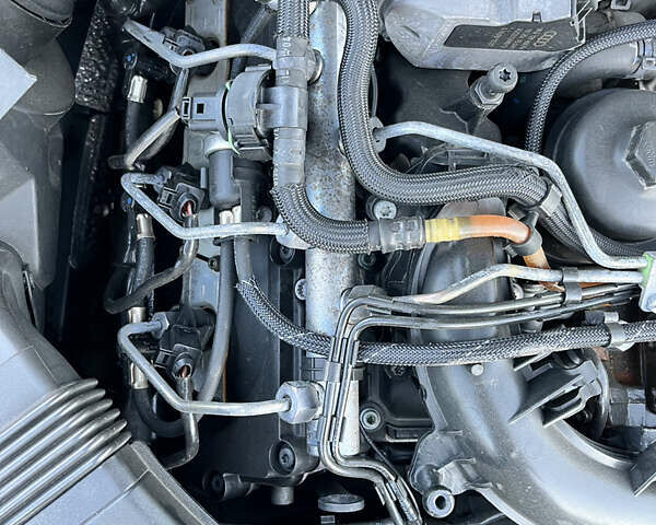 Серый Ауди А6, объемом двигателя 2.7 л и пробегом 305 тыс. км за 9350 $, фото 46 на Automoto.ua