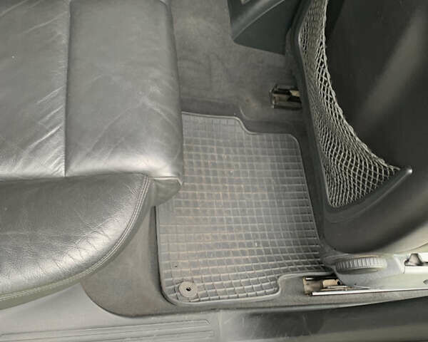 Серый Ауди А6, объемом двигателя 2.97 л и пробегом 280 тыс. км за 9000 $, фото 26 на Automoto.ua