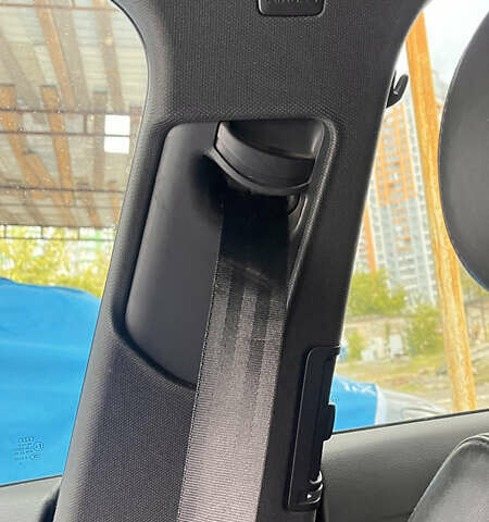 Серый Ауди А6, объемом двигателя 2.4 л и пробегом 275 тыс. км за 7000 $, фото 18 на Automoto.ua