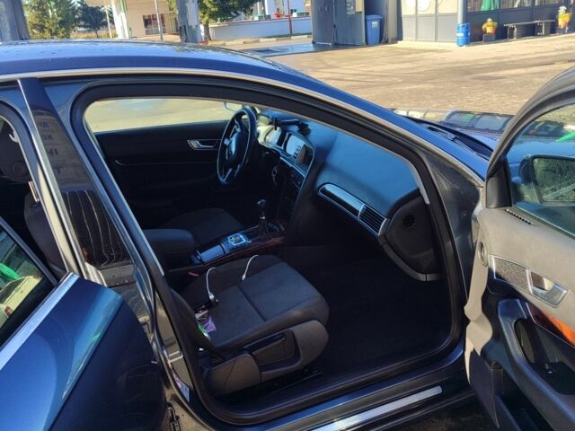 Серый Ауди А6, объемом двигателя 2.7 л и пробегом 282 тыс. км за 6700 $, фото 3 на Automoto.ua