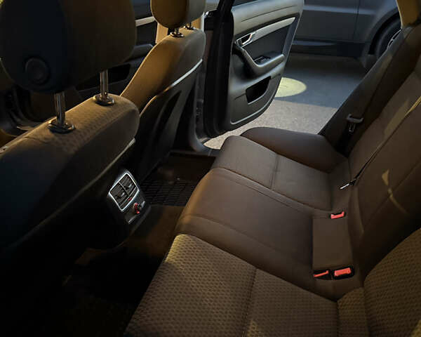 Серый Ауди А6, объемом двигателя 2.4 л и пробегом 257 тыс. км за 10300 $, фото 19 на Automoto.ua