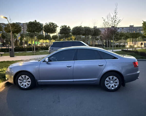 Серый Ауди А6, объемом двигателя 2.4 л и пробегом 257 тыс. км за 10300 $, фото 1 на Automoto.ua