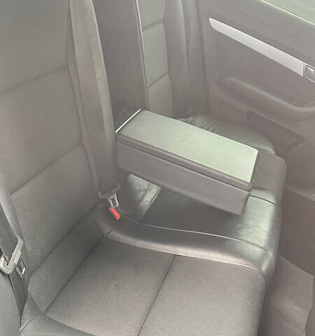 Серый Ауди А6, объемом двигателя 2.4 л и пробегом 275 тыс. км за 7000 $, фото 11 на Automoto.ua