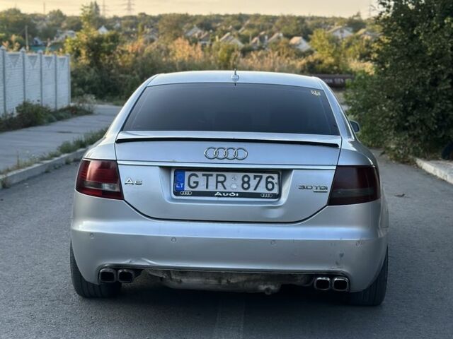 Серый Ауди А6, объемом двигателя 0 л и пробегом 400 тыс. км за 3500 $, фото 5 на Automoto.ua