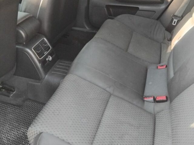 Серый Ауди А6, объемом двигателя 2 л и пробегом 442 тыс. км за 7200 $, фото 9 на Automoto.ua