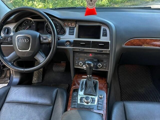 Серый Ауди А6, объемом двигателя 2.4 л и пробегом 270 тыс. км за 6800 $, фото 3 на Automoto.ua