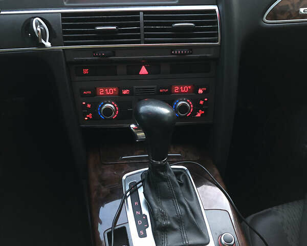 Серый Ауди А6, объемом двигателя 2.97 л и пробегом 255 тыс. км за 7700 $, фото 16 на Automoto.ua