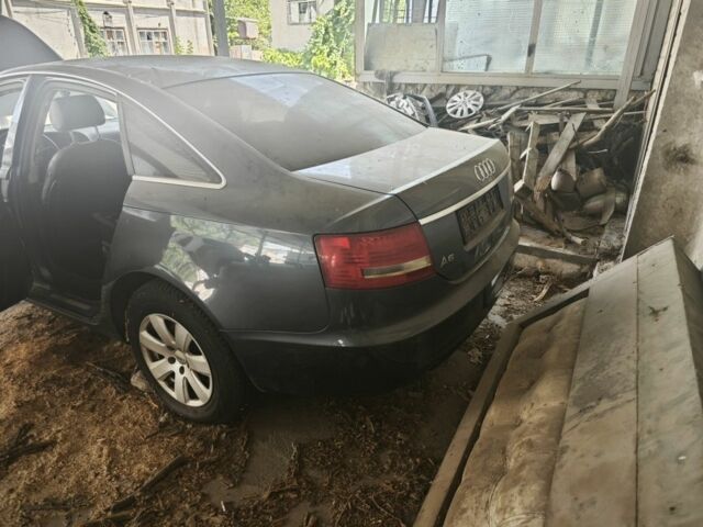 Серый Ауди А6, объемом двигателя 3.2 л и пробегом 260 тыс. км за 3500 $, фото 3 на Automoto.ua